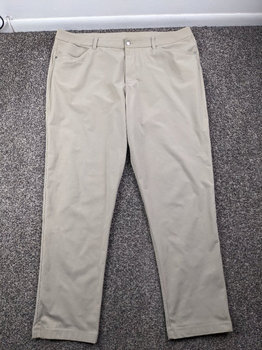 2024 Lululemon Pants ABC Classic Fit Warpstreme Beige Tan 42x33 M5AQ9S